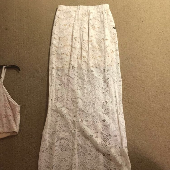 White two piece lace rose prom dress - Picture 8 of 8